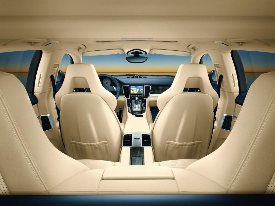  Porsche Panamera 2009 года  (фото 38 из 144)